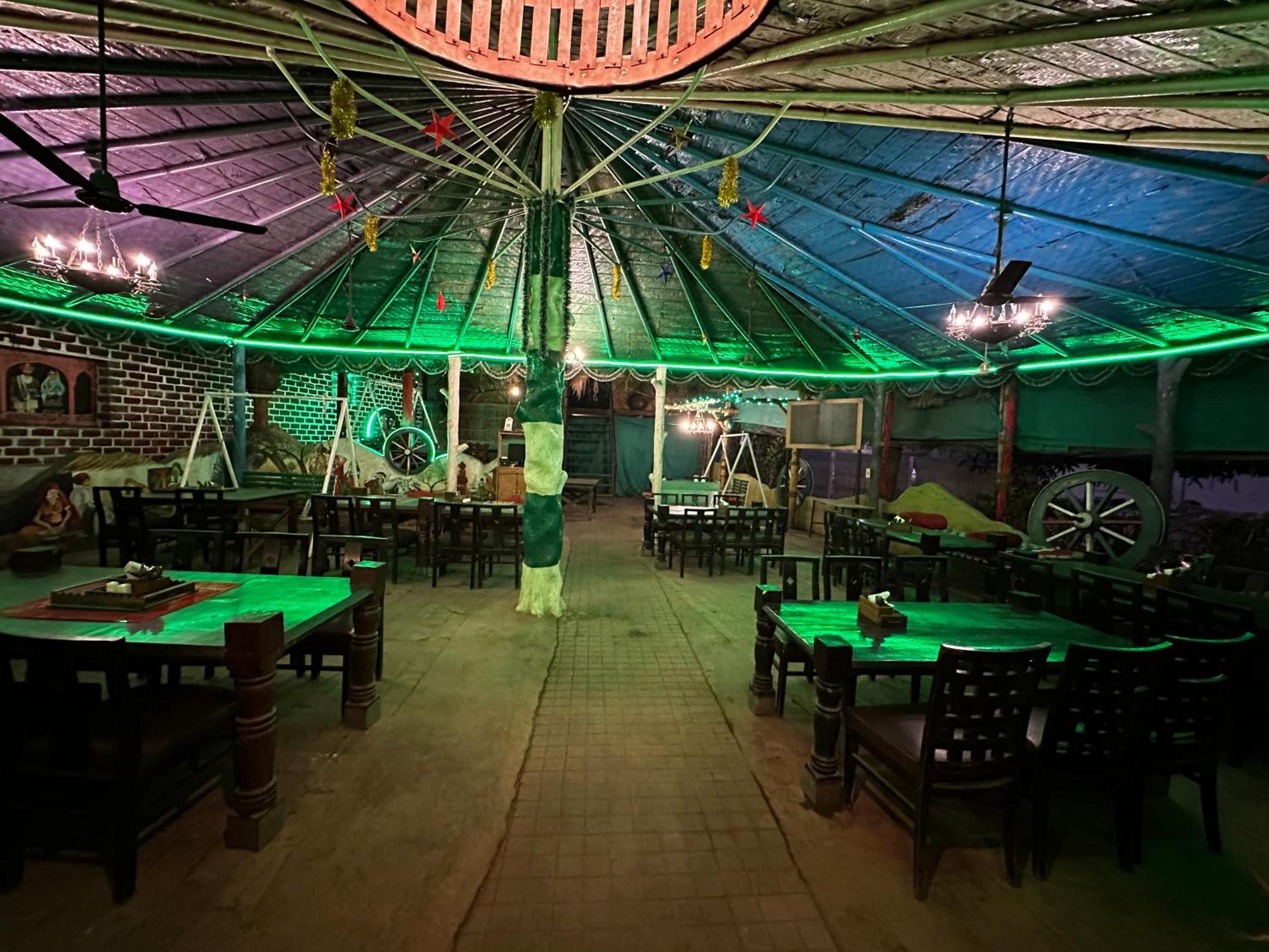 The Saffron Suites Sasupada Luaran gambar