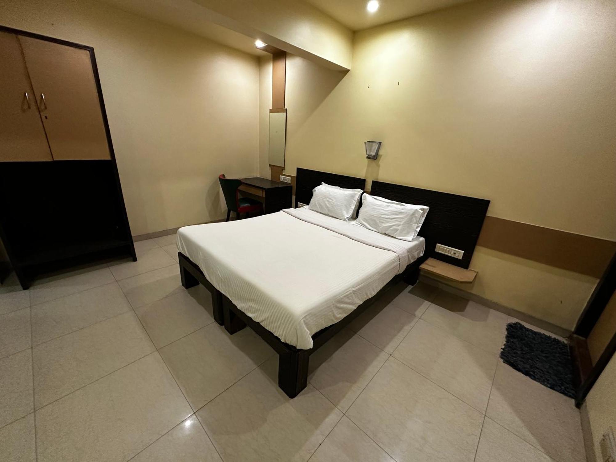 The Saffron Suites Sasupada Luaran gambar